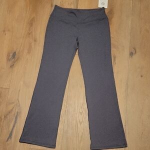 NWT Bubblelime Gray Flare Athletic Legging  Pants Size Medium New